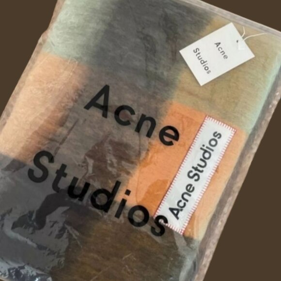Acne Studios Scarf - Picture 2 of 3